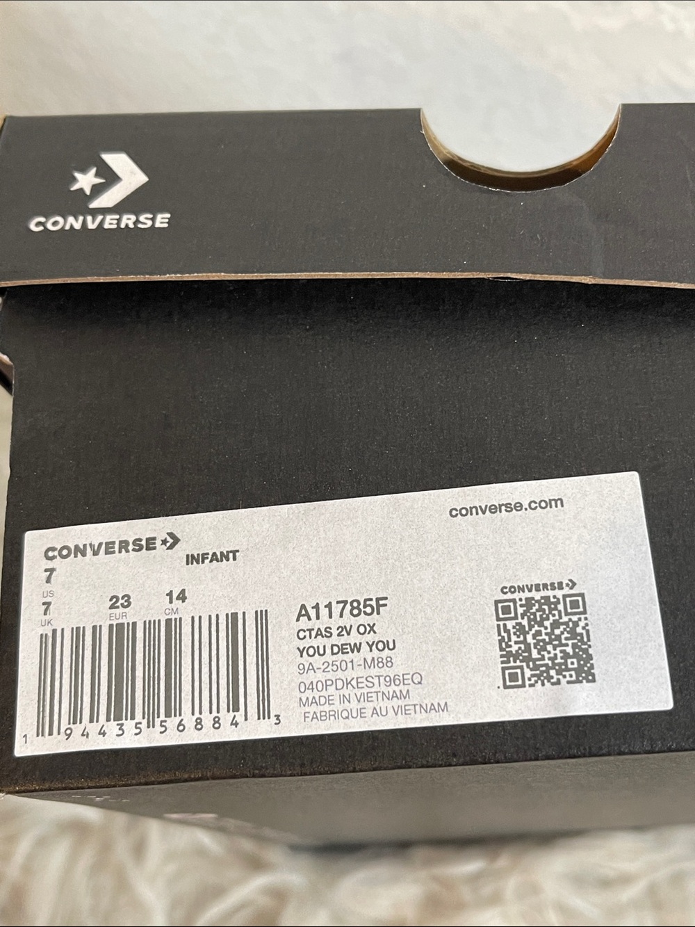 CONVERSE Chuck Taylor All Star Easy-On Velcro Embroidered Floral Kids Size 7 NEW - Picture 12 of 14